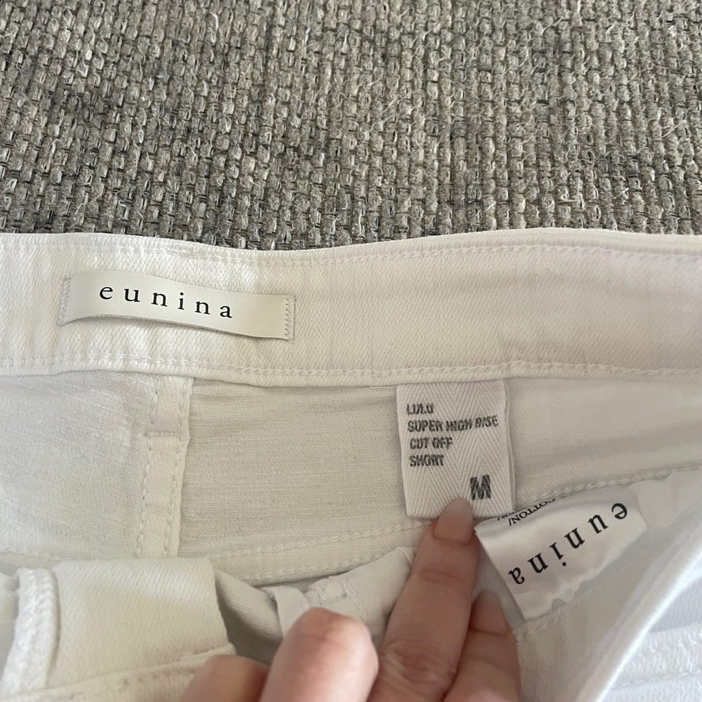 Eunina distressed Jean shorts - Picture 6 of 9